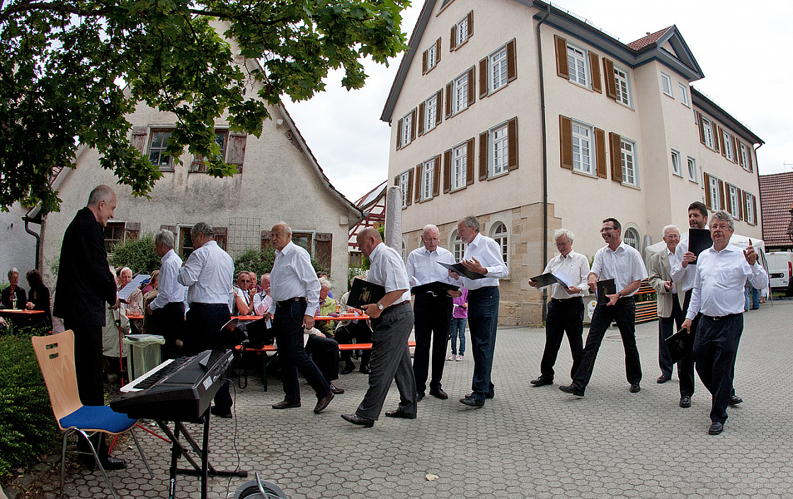 20110602 152356 IMG-2075