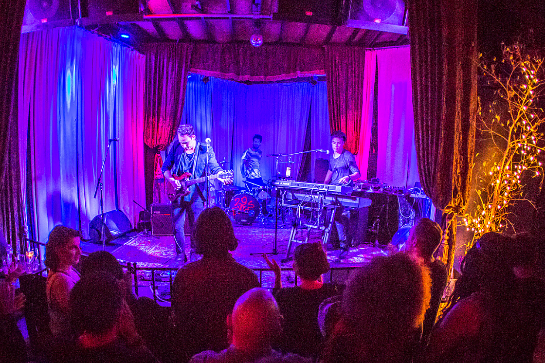 20150429234235 99827