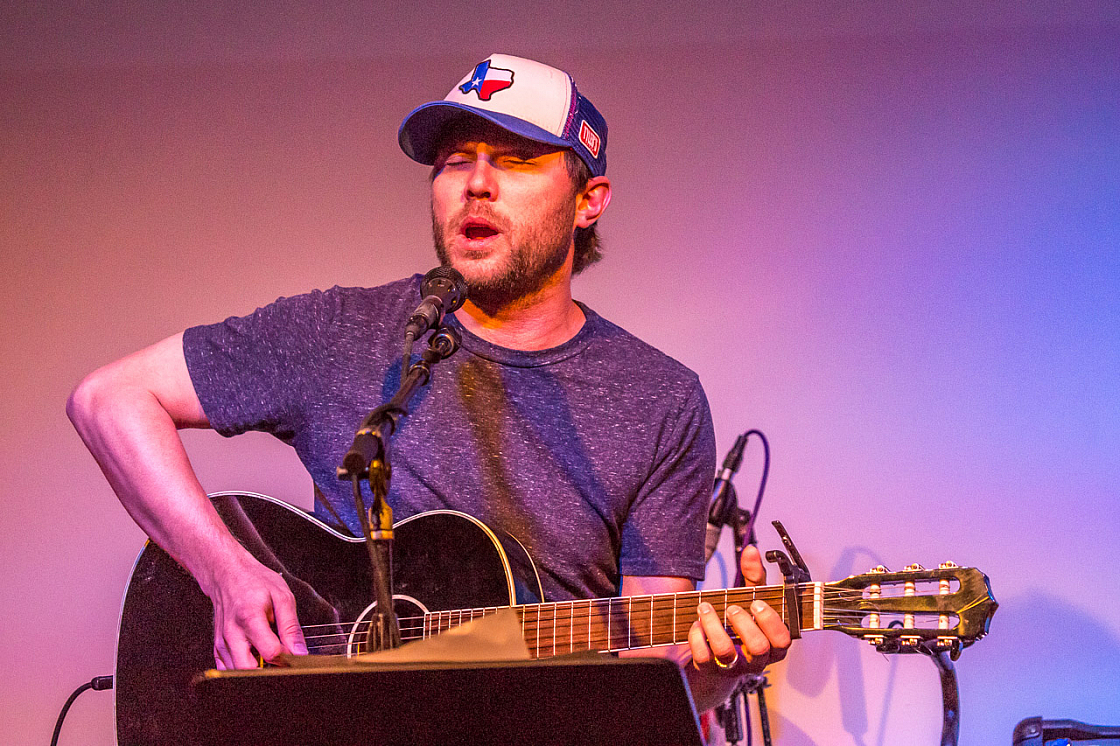 20150327203750 89232